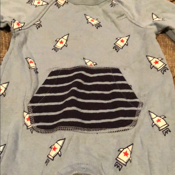 Gap Rockets 🚀 Onesie - Picture 3 of 3